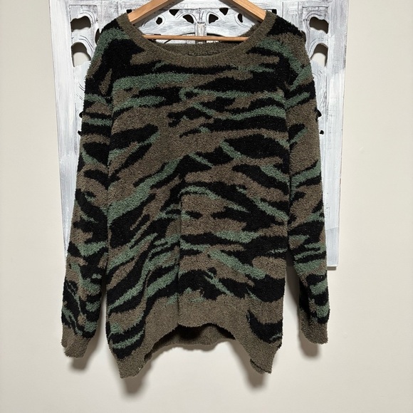 Barefoot Dreams Seaside Crew Neck Pullover Dark Green/Black Camo Sweater size 3X - Picture 1 of 8